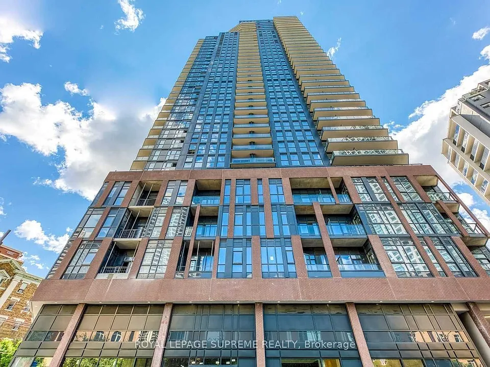 159 Wellesley St E #603