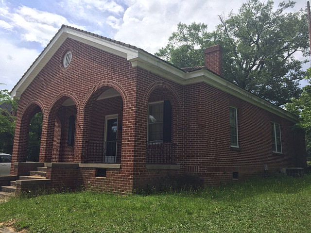 1st image of 506 W Cambridge Ave