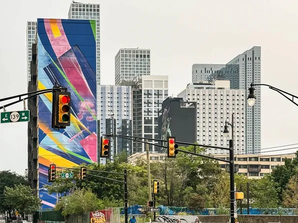 170 Saint Pauls Avenue image 9 of 11