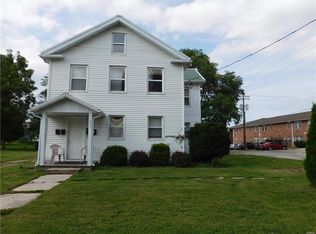 305 W Wood St, Hillsboro, IL 62049