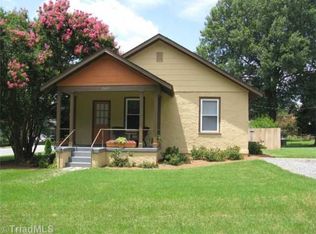 2401 Cypress St, Greensboro, NC 27405