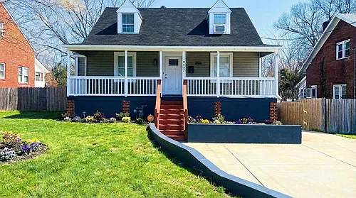 9407 Colesville Rd Photo 1