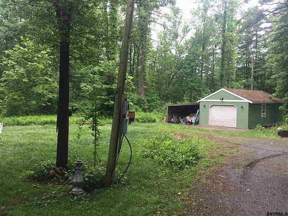 3rd image of 140 County Route 70