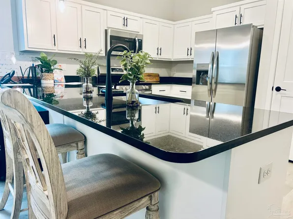 8348 Highland Ridge Dr #8A, Pensacola, FL 32534