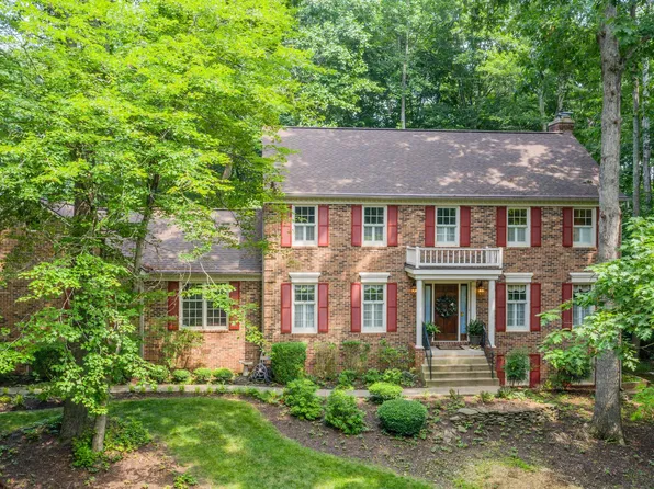 5126 Cannon Bluff Dr, Woodbridge, VA 22192