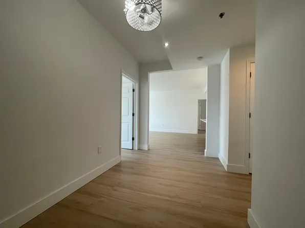 2101 City Place image 24 of 37