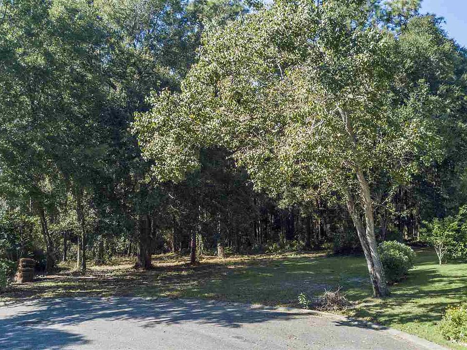 1st image of 114 Sweetwater Ln