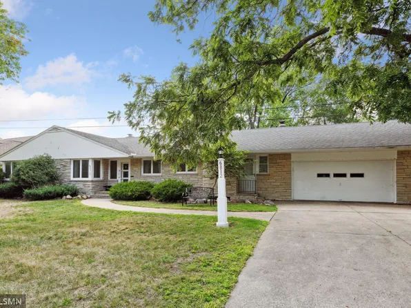6812 Cornelia Dr, Edina, MN 55435