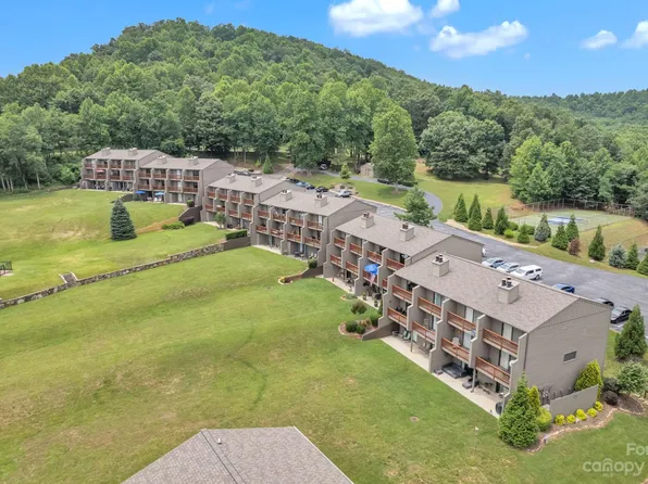 2881 White Oak Mountain Rd Unit C-9, Columbus, NC 28722