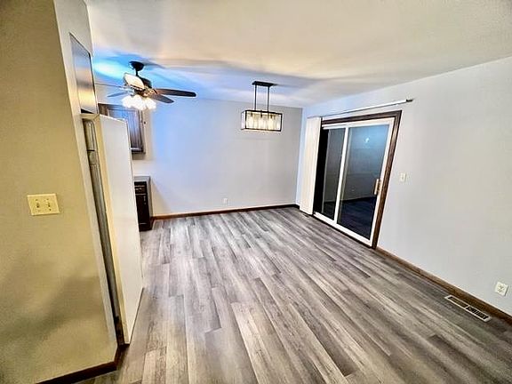 5th image of 4303 1st Ave