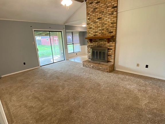 4th image of 5410 Shasta Dr