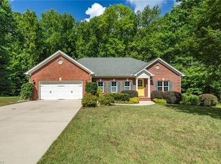 5711 Oak Tree Rd, Greensboro, NC 27455