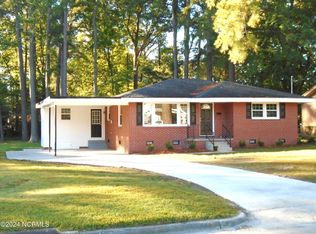 2825 Winstead Rd, Rocky Mount, NC 27804