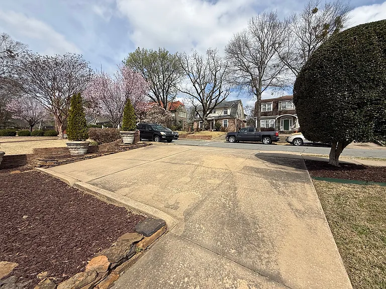200 Ridgeway Dr — Photo 22