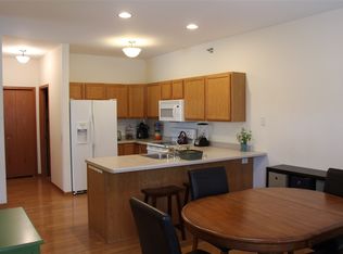 5 Eagle Summit Ct, Madison, WI 53718