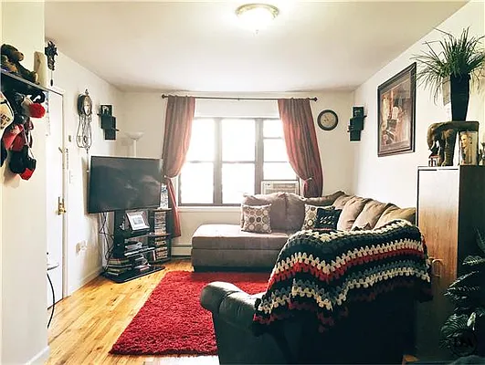 Rented by DSA Realty | media 11