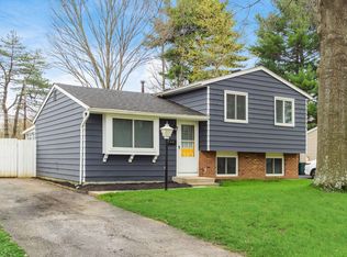 2970 Upton Rd E, Columbus, OH 43232