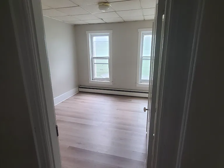 115 Center St #2 — Photo 4