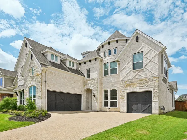 925 Oglethorpe Ln, Aubrey, TX 76227