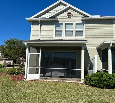 3rd image of 6804 Roundleaf Dr