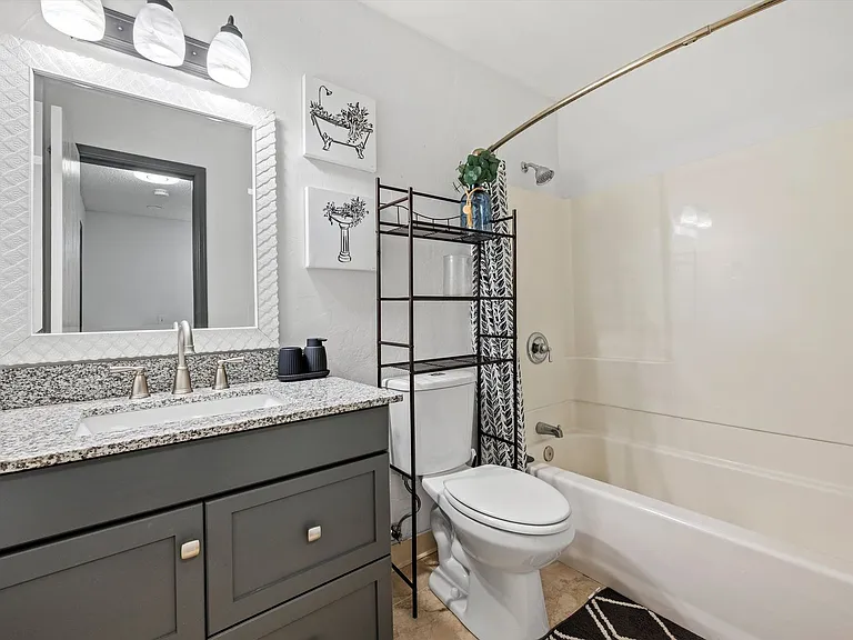 1517 S Owens St #5 — Photo 13