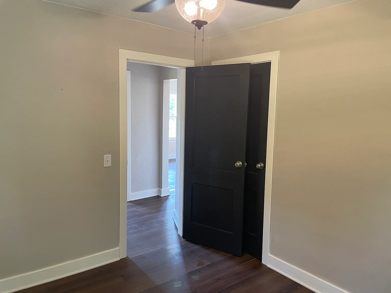 2 bed, 678 sqft, $1,100 — Photo 4