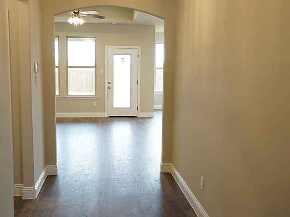 2nd image of 1905 W Westhill Dr