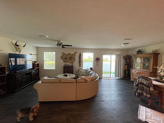 3rd image of 3554 Derby Forest Dr
