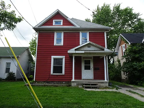 382 W Columbia St Photo 1