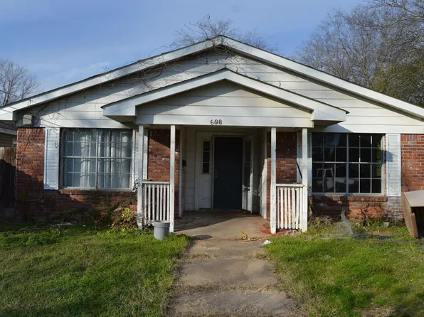 608 Terry Dr, Benton, AR 72015