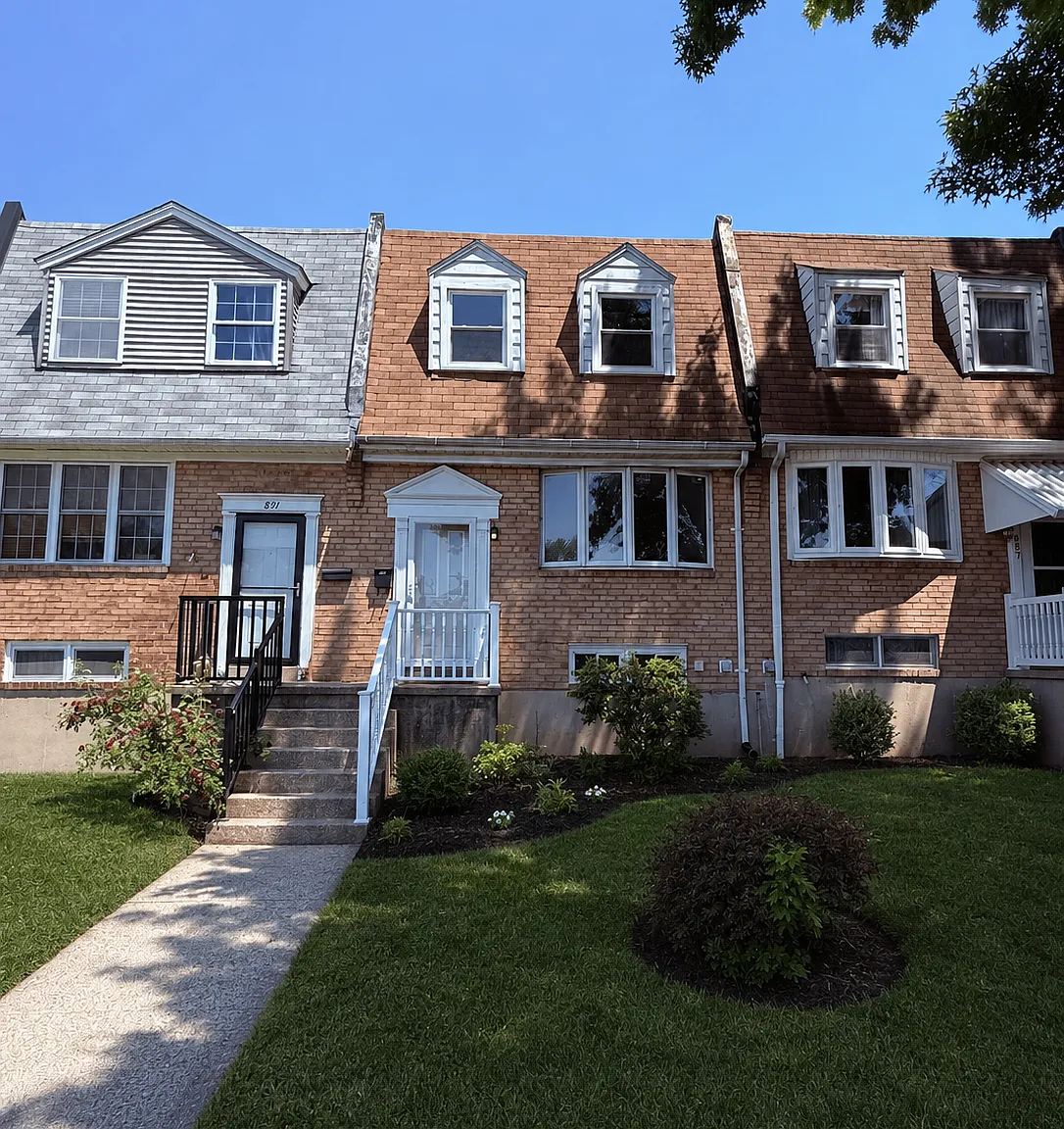 3 bed, 1260 sqft, $2,650 — Photo 1