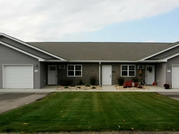 414 Wells St #414, Fox Lake, WI 53933
