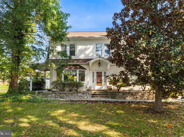 1633 Sheridan Ln, Norristown, PA 19403