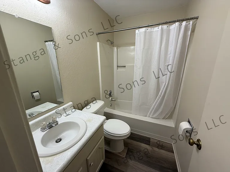104 Michelle Pl #D — Photo 17