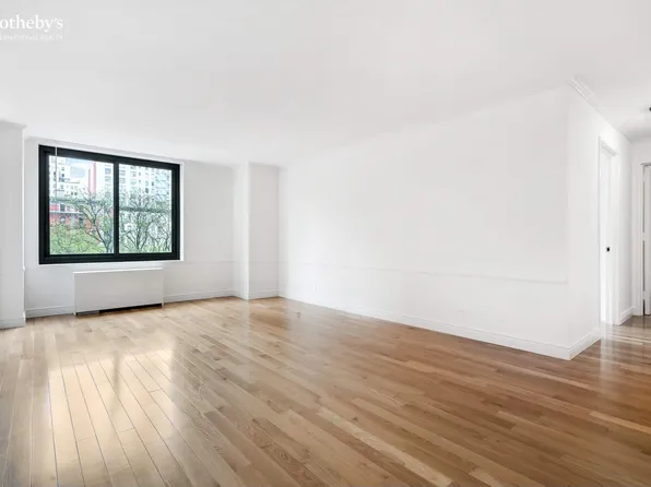 40 East 94th Street image 1 of 7