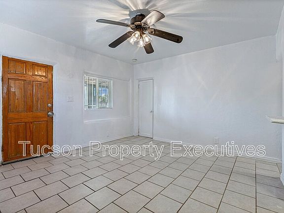 5th image of 2034 S 5th Ave