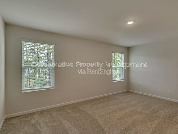 3rd image of 133 Congo Ct