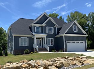 6401 Camellia Creek Dr, Raleigh, NC 27603