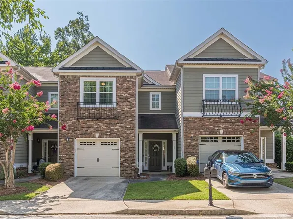 7640 Rutgers Cir, Fairburn, GA 30213