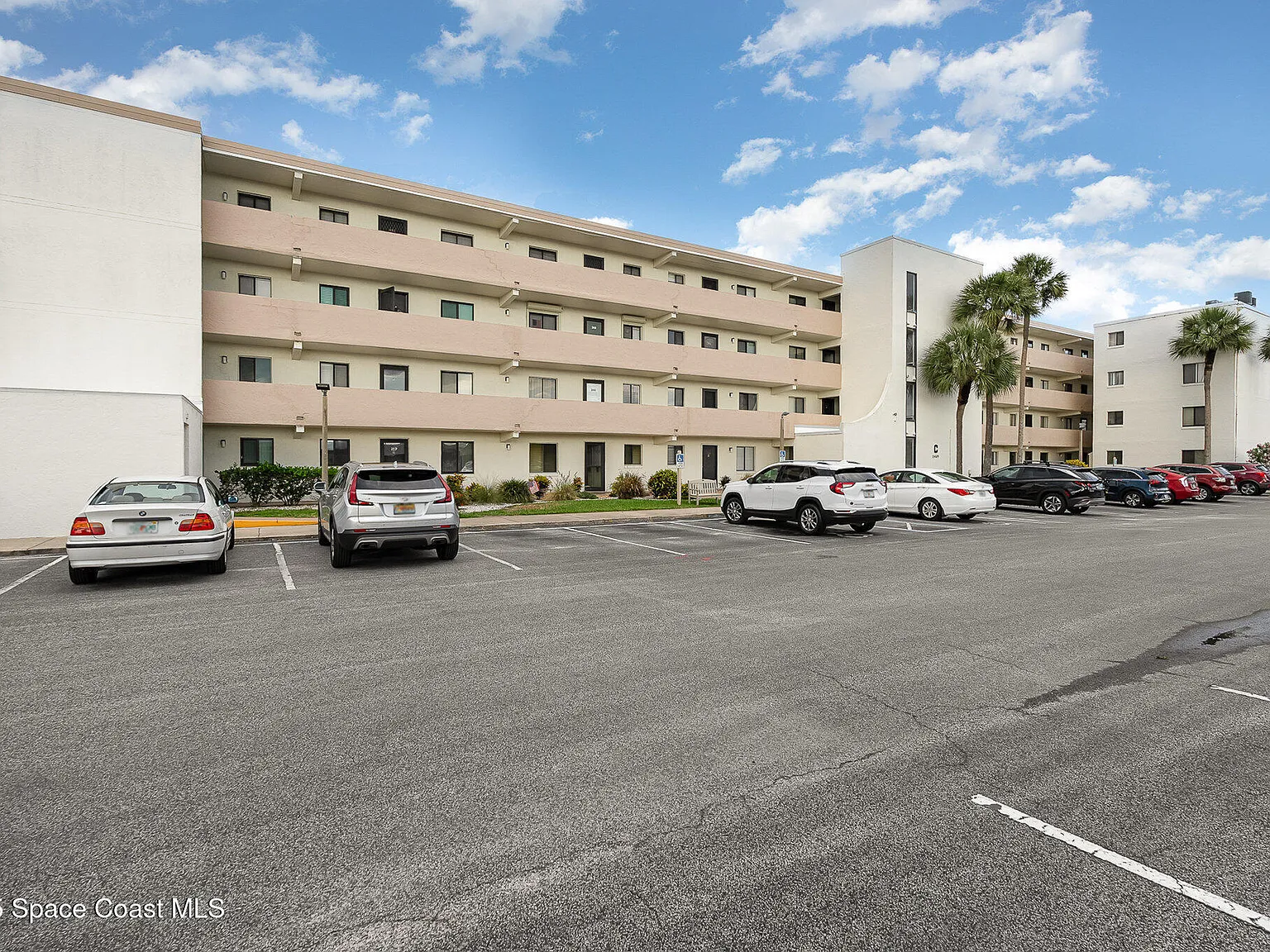 2469 S Washington Ave — Photo 1