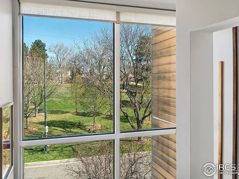 2770 W 22nd Ave — Photo 27