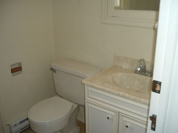 3rd image of 105 E Antietam St APT 3W