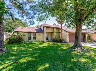 5210 Glenvalley Dr, La Porte, TX 77571