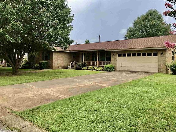 2nd image of 1517 Pinehurst Dr