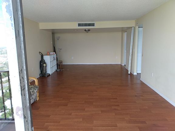 4th image of 5600 N Flagler Dr APT 2603