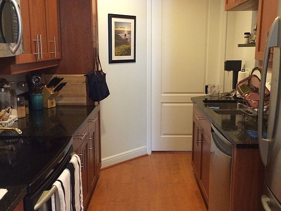 4th image of 363 SW 13th Ter #363