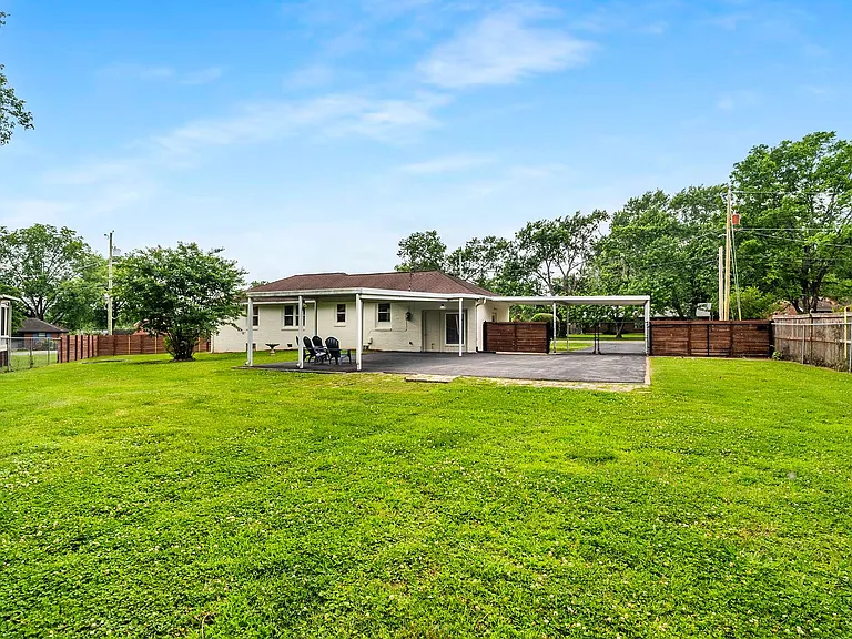 2519 David Dr — Photo 19
