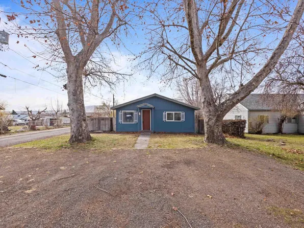 1003 Della Ave, Benton City, WA 99320