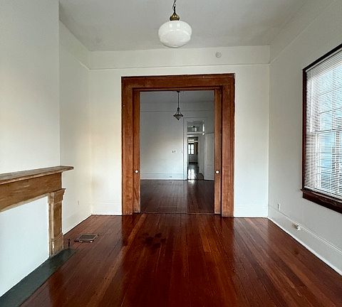 2nd image of 2227 Brainard St #A