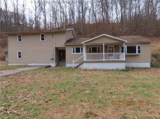 2122 Valley Grove Rd, Charleston, WV 25311